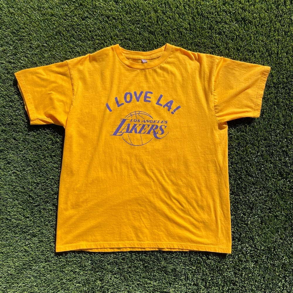 LA Lakers Shirt Adult Extra Large Yellow I Love LA Staples 22 Years Double Sided